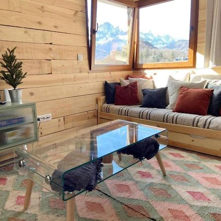 Vistas A Pie De Pistas Y Wifi Apartment ปันตีโกซา ภายนอก รูปภาพ