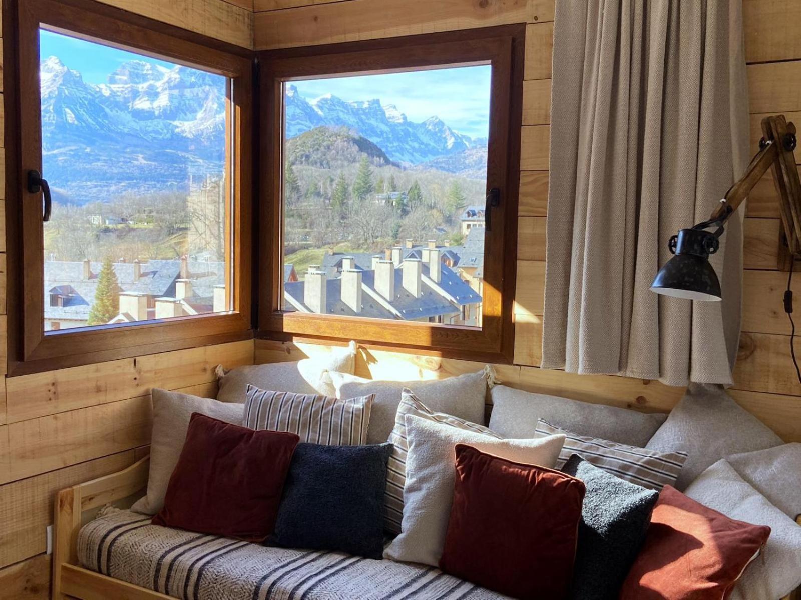 Vistas A Pie De Pistas Y Wifi Apartment ปันตีโกซา ภายนอก รูปภาพ