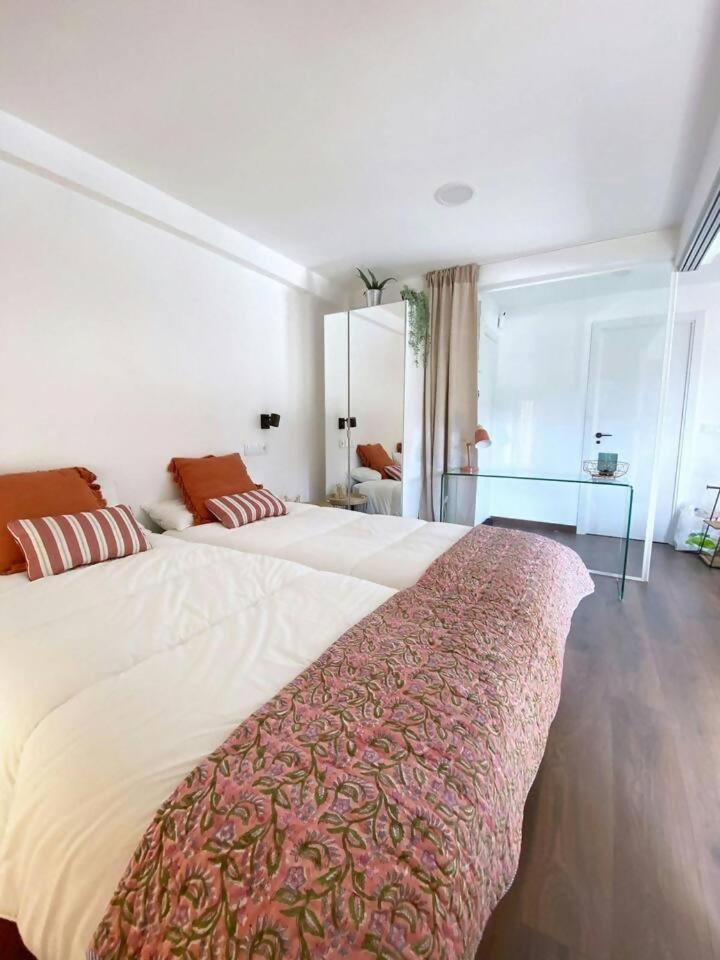 Vistas A Pie De Pistas Y Wifi Apartment ปันตีโกซา ภายนอก รูปภาพ