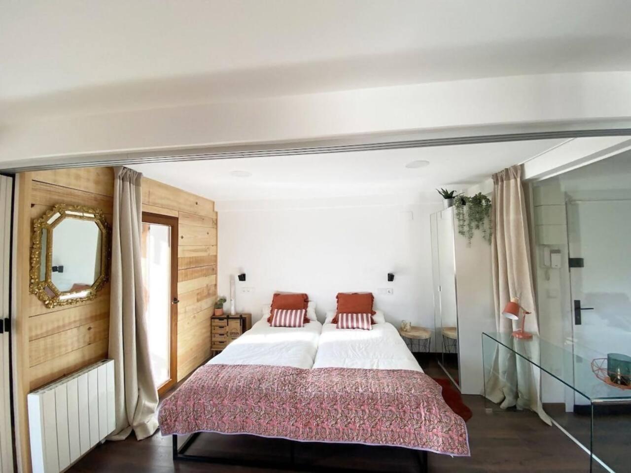 Vistas A Pie De Pistas Y Wifi Apartment ปันตีโกซา ภายนอก รูปภาพ