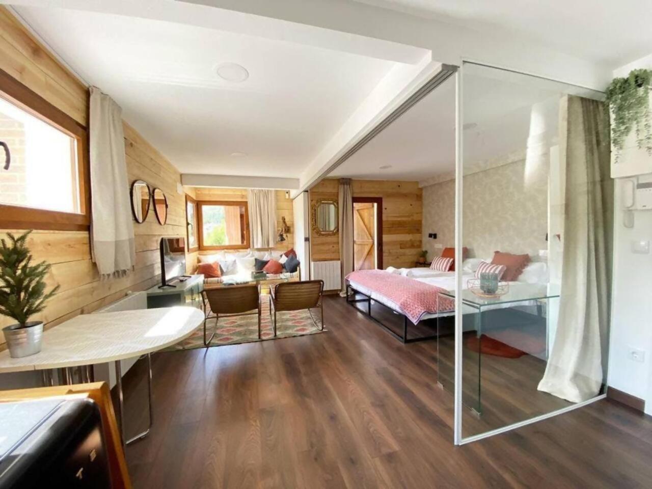 Vistas A Pie De Pistas Y Wifi Apartment ปันตีโกซา ภายนอก รูปภาพ